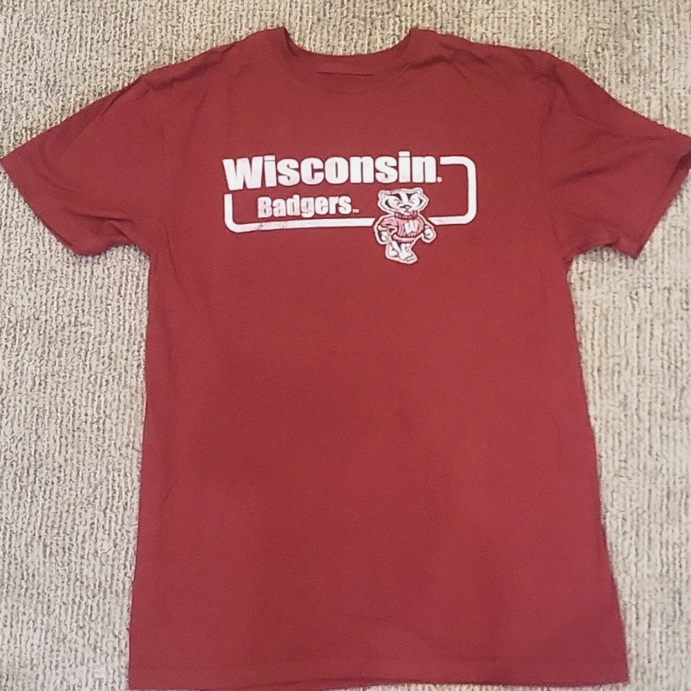 Wisconsin Badgers Men's Medium Tshirt